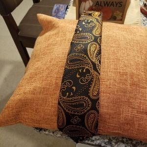 BRAND NEW! Fashionable Business Necktie